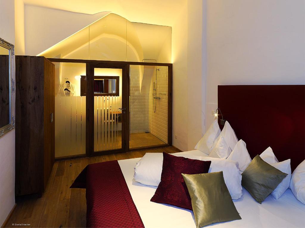 Hotel Landhaus Moserhof Gumpoldskirchen Room photo